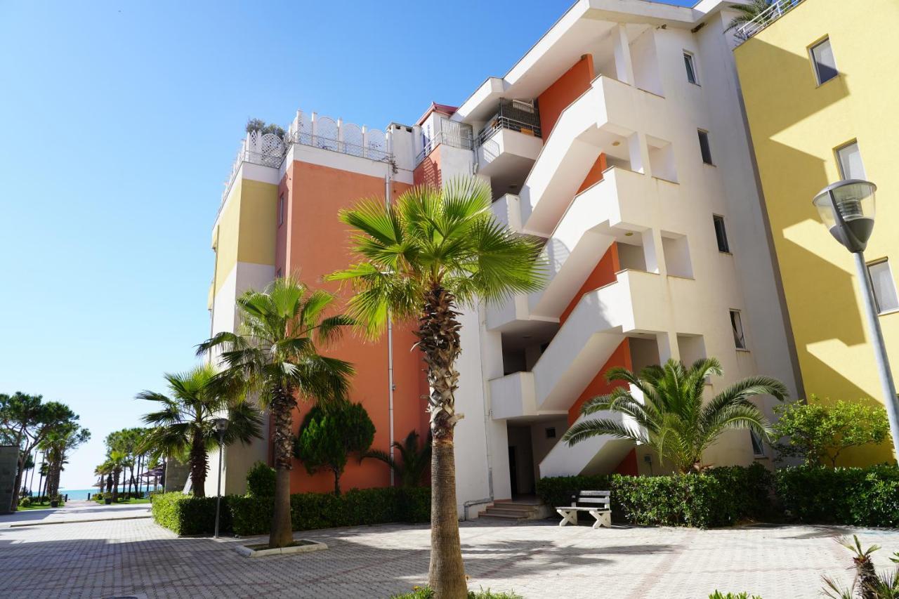 Bellavista Qerret Apartment 1 格勒姆 外观 照片